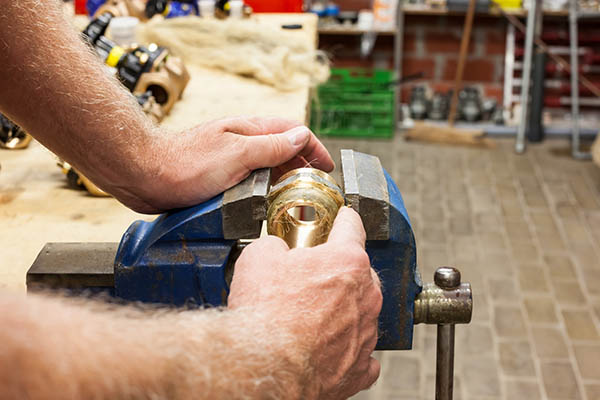 Bronze valve maintenance